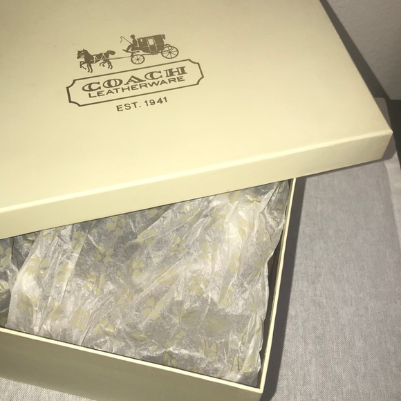 Victoria’s Secret platform sandals - Picture 11 of 11